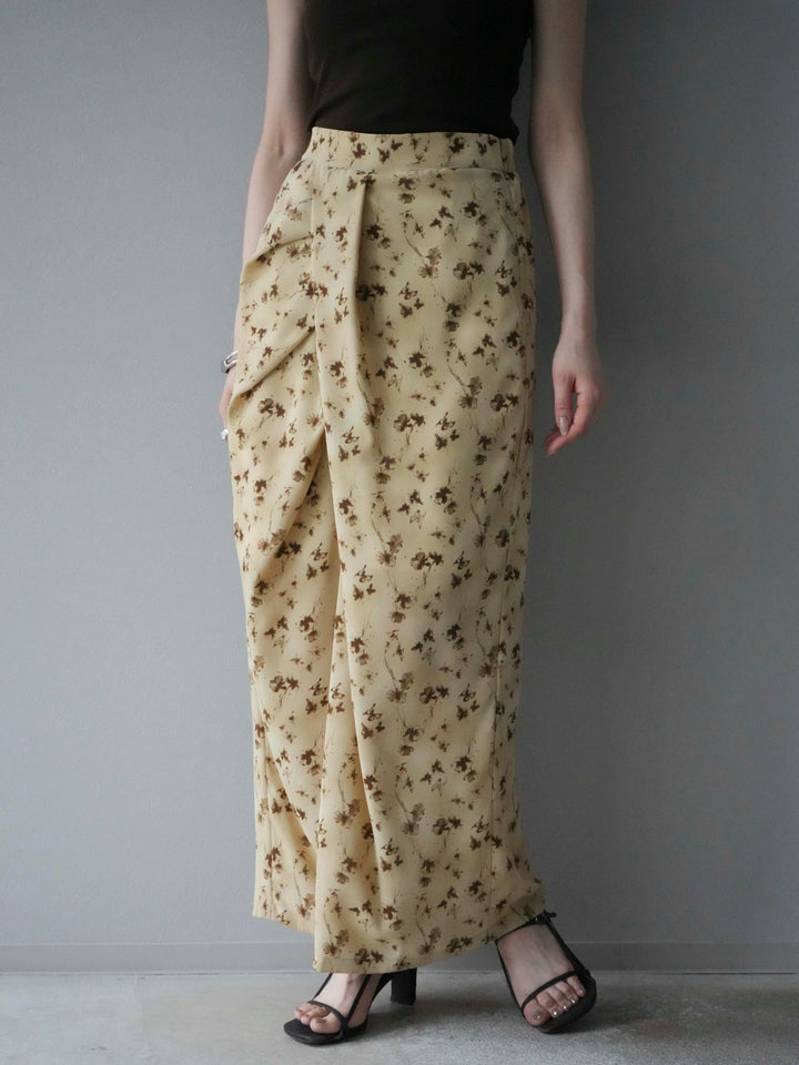 [予約]フラワーモチーフタックIラインスカート/ベージュ