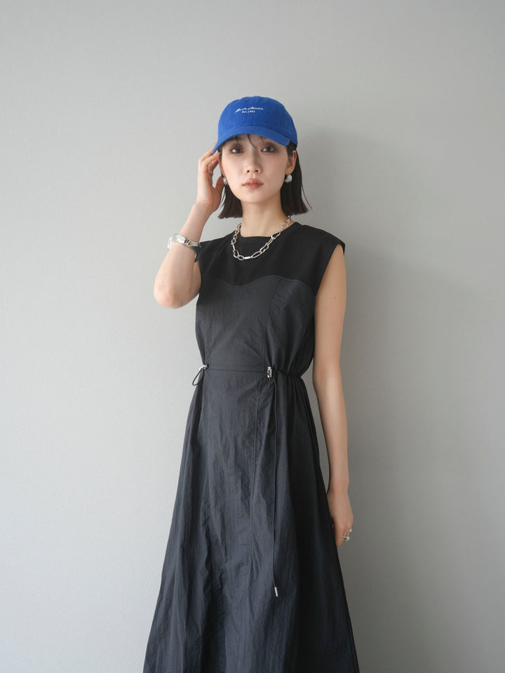 [予約]カットドッキングナイロンワンピース/ブラック