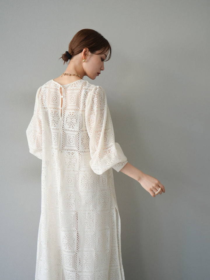 【套裝】塊蕾絲捲袖洋裝+塊蕾絲寬褲（2套）