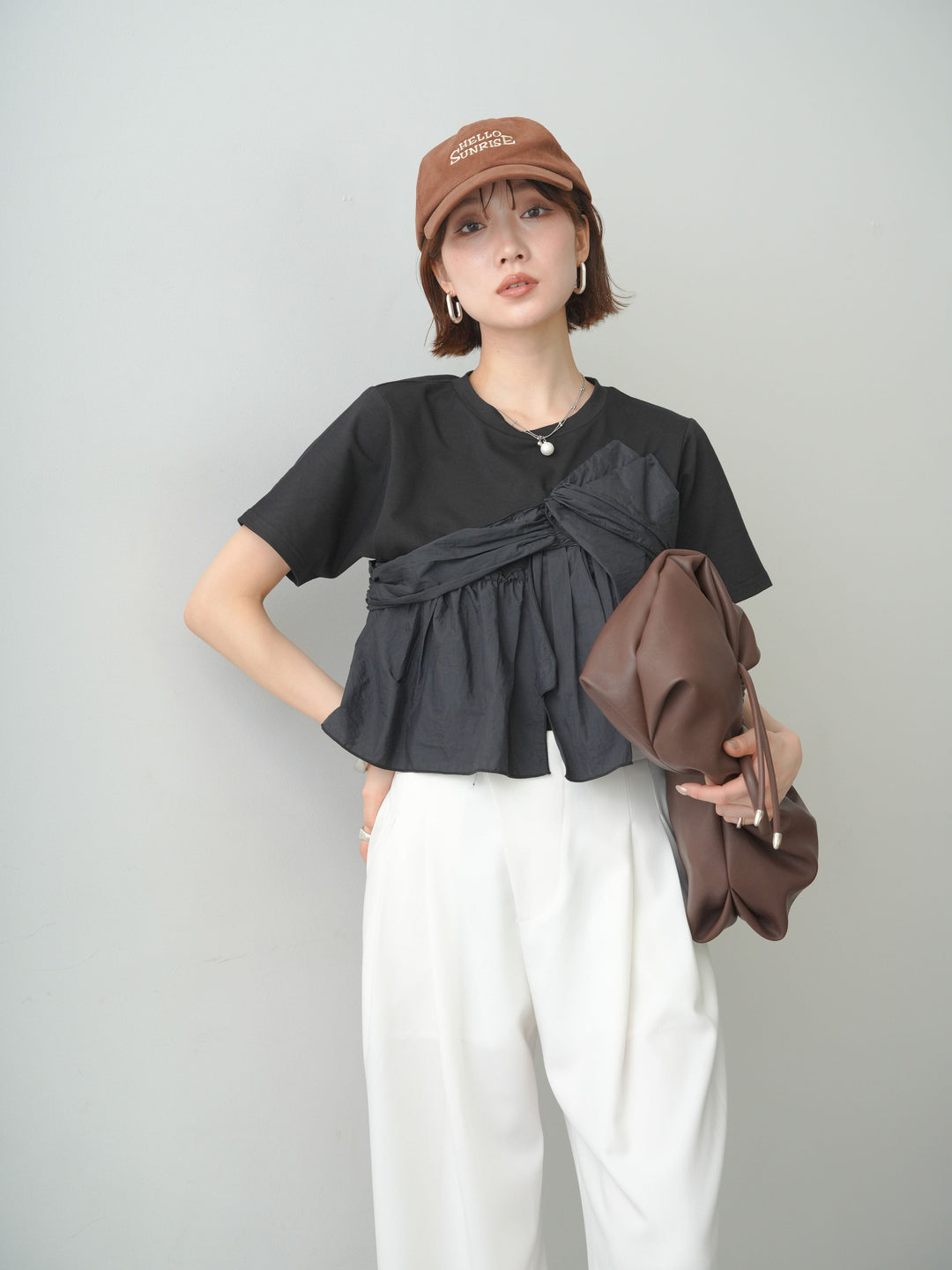 [SET]ナイロンドッキングツイストTEE +アシンメトリーベルトタックワイドパンツ(2set)