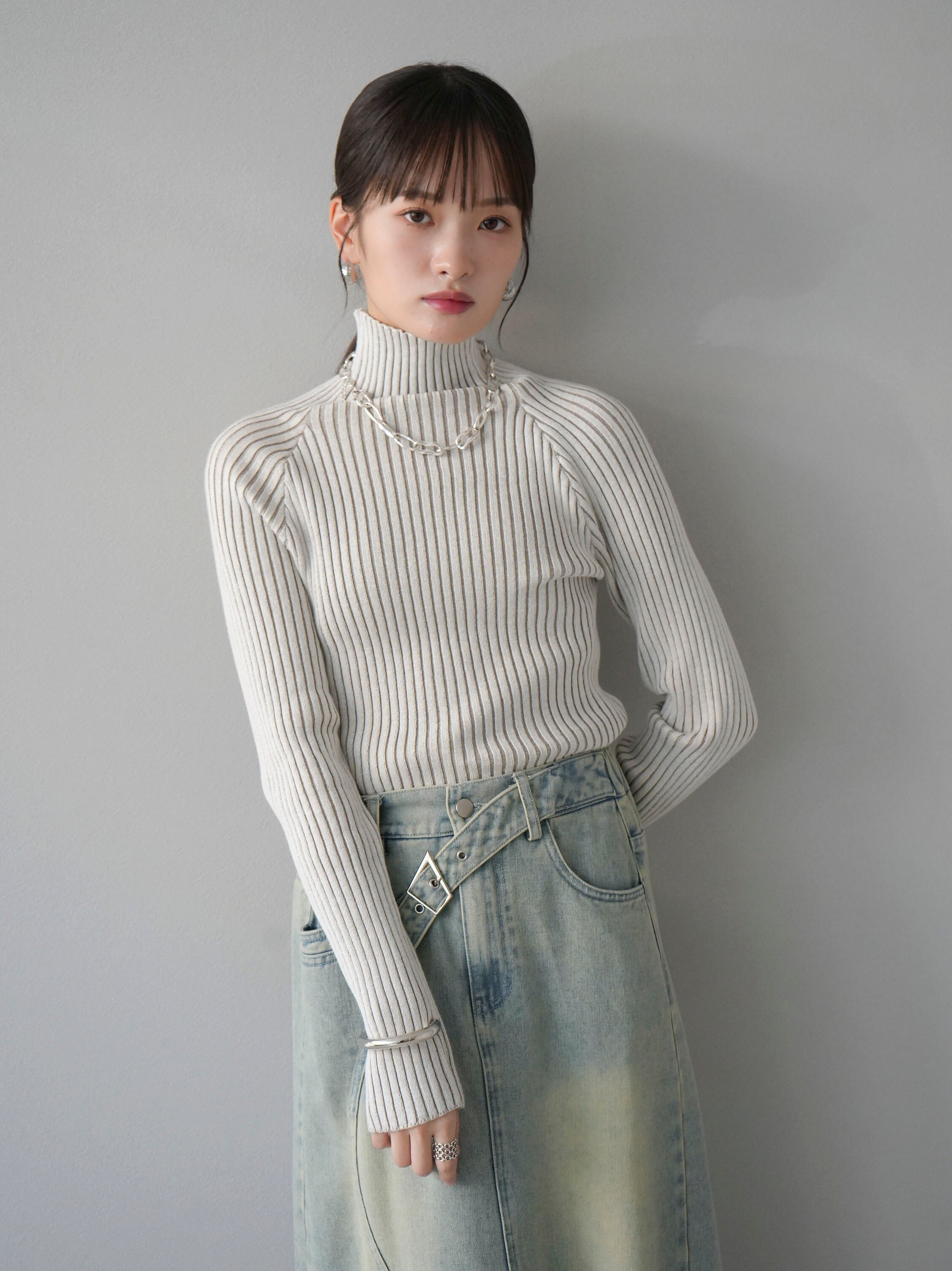 REFREM ニットトップス 予約]バイカラーリブハイネックニットトップス/エクリュ – Lumier