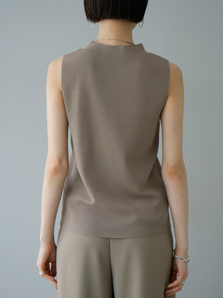 [Pre-order] Bottleneck summer knit sleeveless top/beige