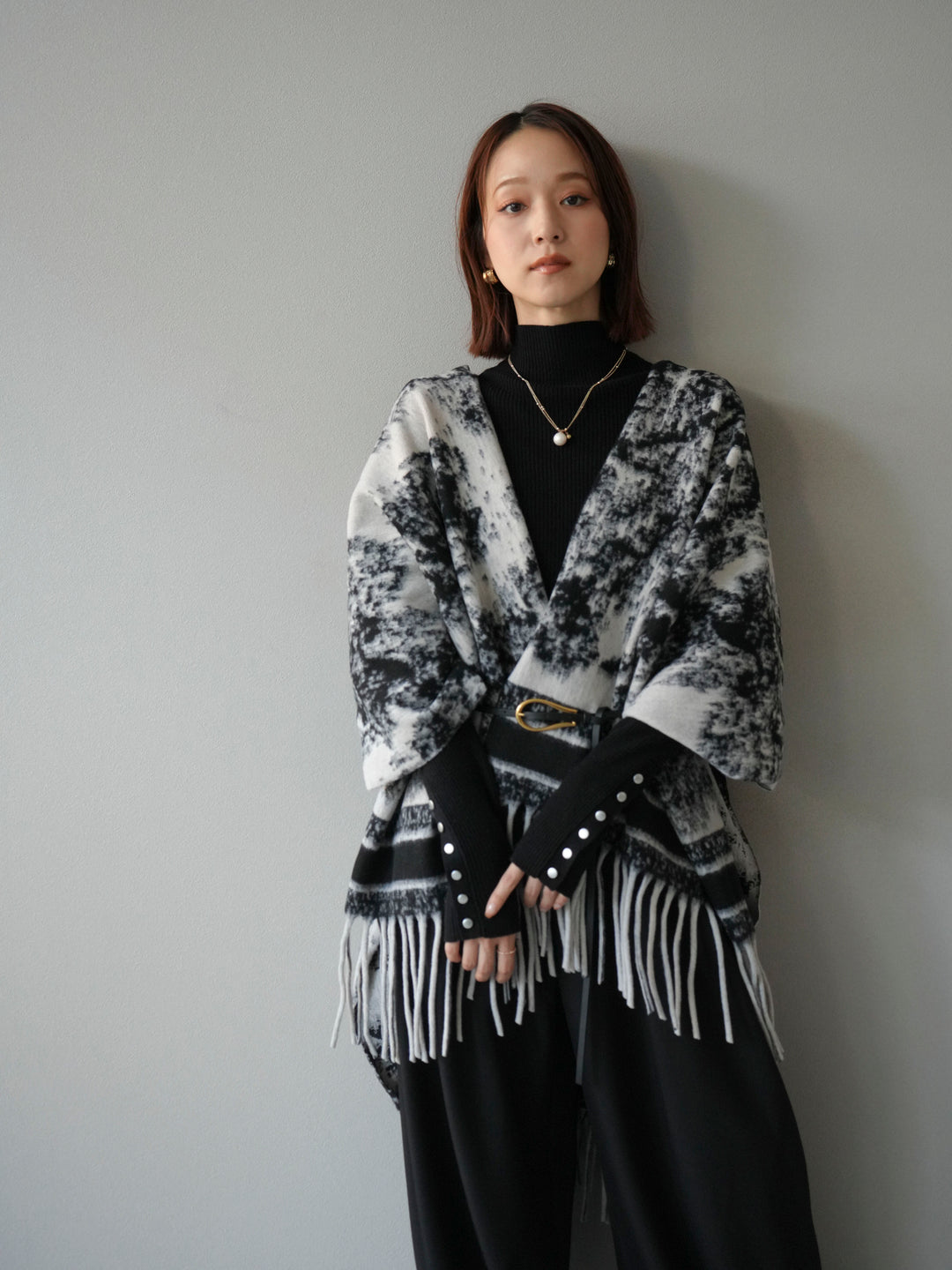 [予約]アブストラクト柄ストールポンチョ/グレー