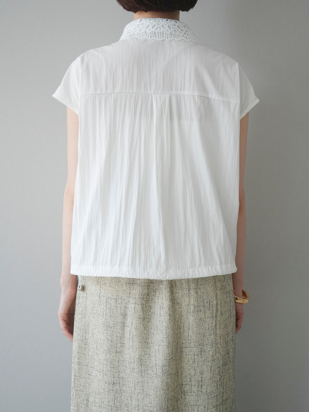 【預購】蕾絲分層抽繩襯衫/白色