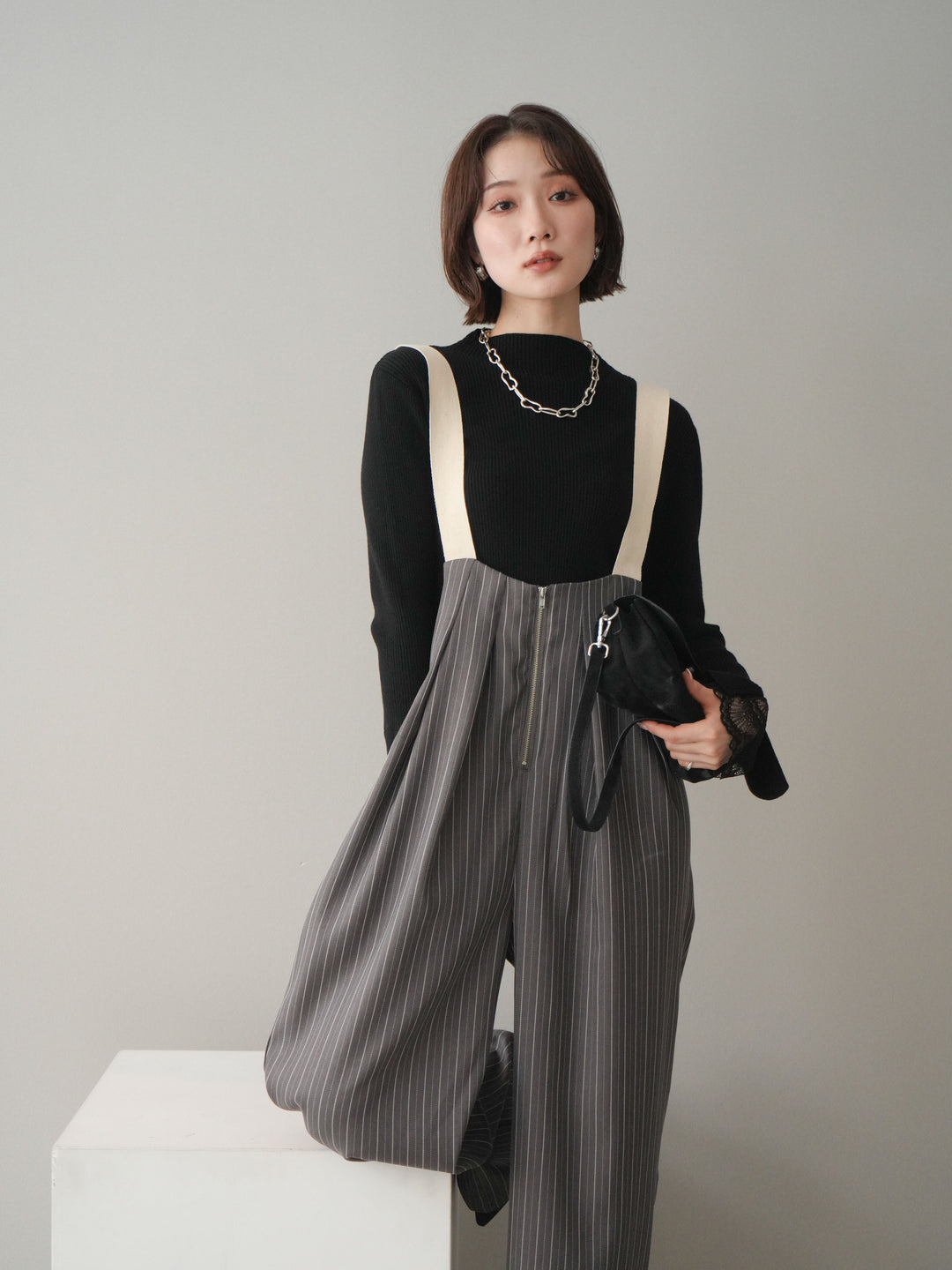 [SET]袖スカラップレースオフネックニットトップス+グログランテープストライプサロペット(2set)