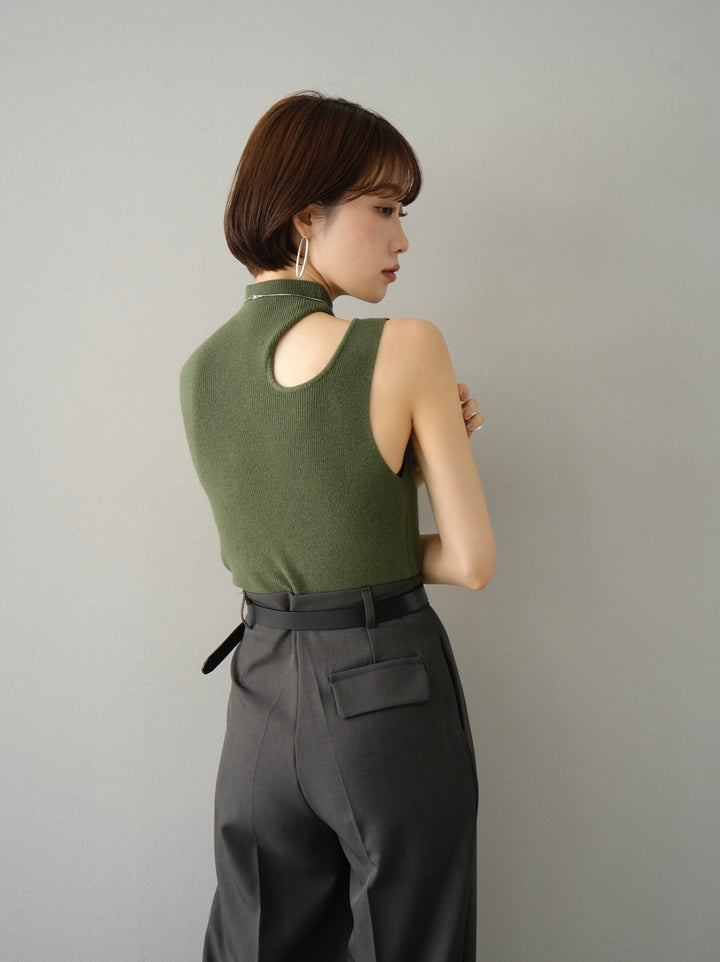 [Pre-order] Cut-out sleeveless rib knit/green