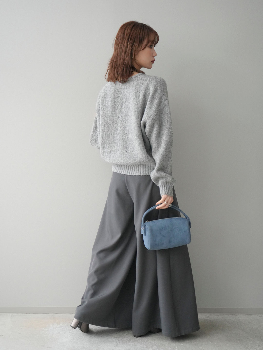 [SET]ツイストネックラメネップヤーンニットプルオーバー+テープベルトタックバギーパンツ(2set)