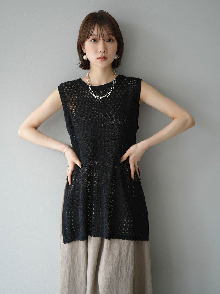 [Pre-order] Openwork side slit knit top/black