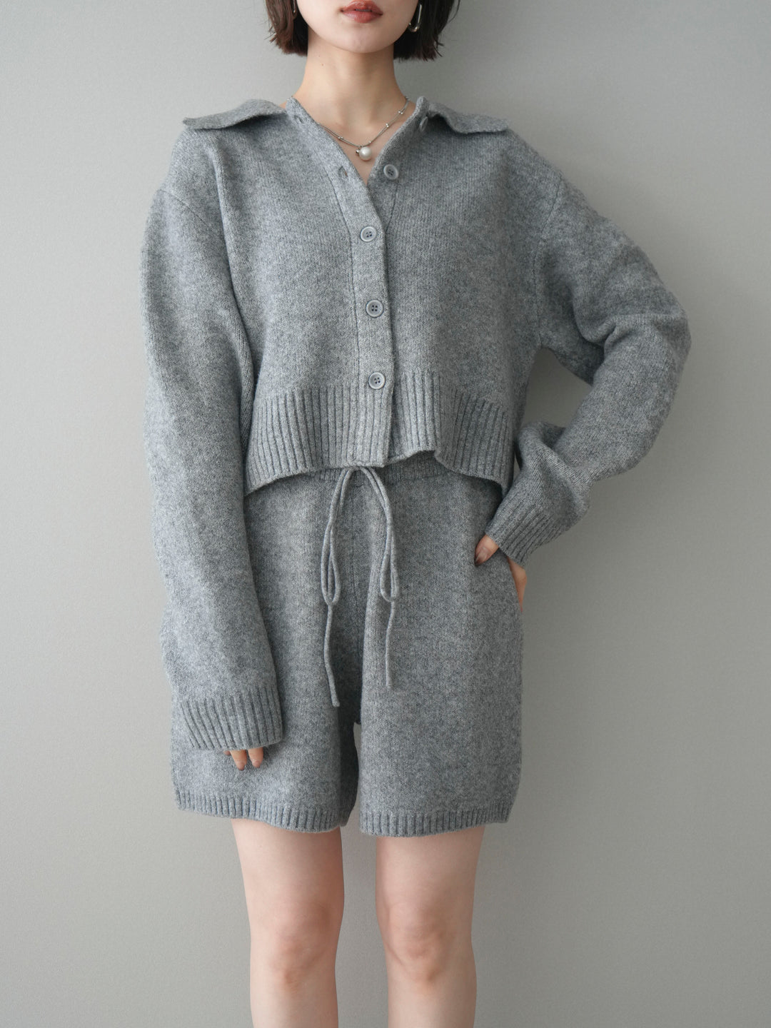 [予約]メランジニット襟付きクロップドカーディガン/gray