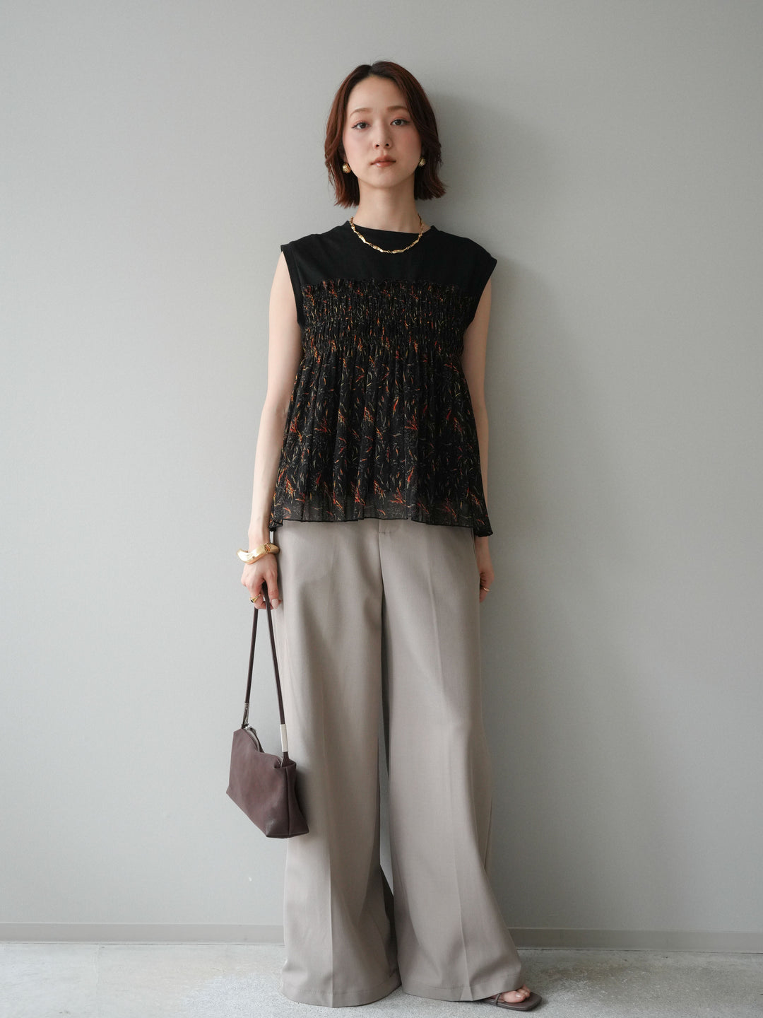[予約]シルバーバックルドレープワイドスラックス/greige