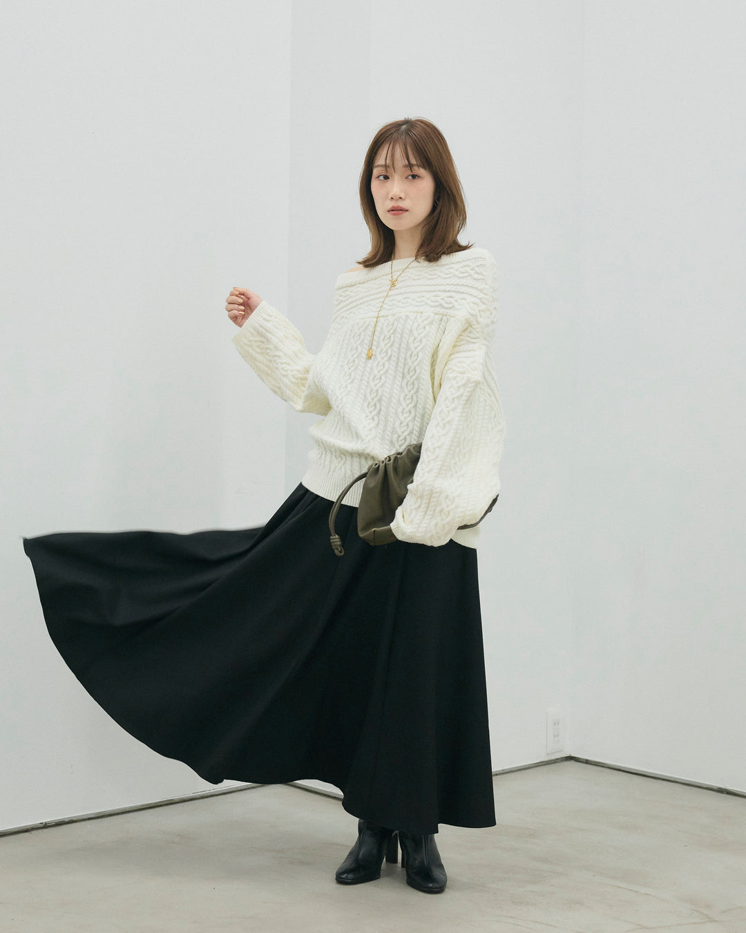 【Allure】[SET]ケーブルワンショルニットプルオーバー+ウールタッチフレアスカート(2set)