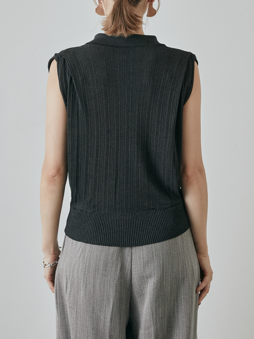 [予約]ランダムリブポロニットベスト/チャコール