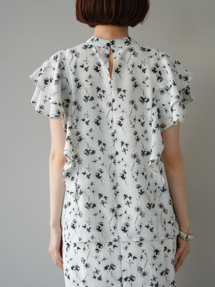 [予約]フラワーモチーフラッフルスリーブブラウス/ホワイト