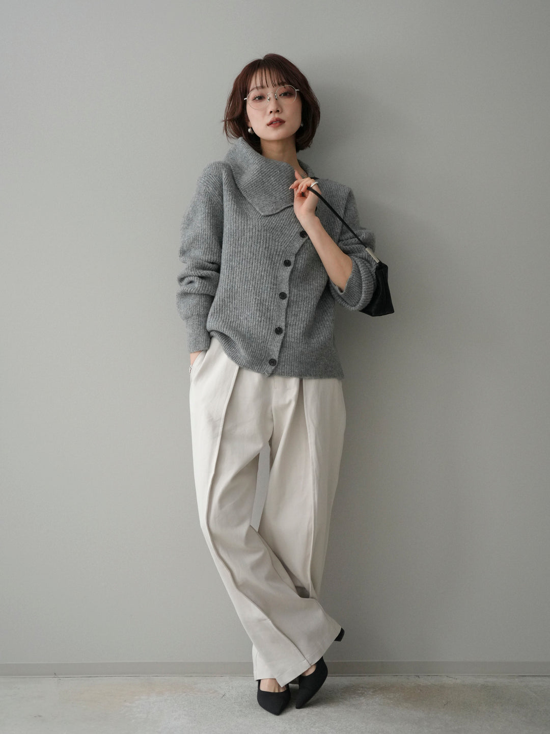 [SET]ハイネックデザインボタンニットカーディガン+コットンツイルカーブパンツ(2set)