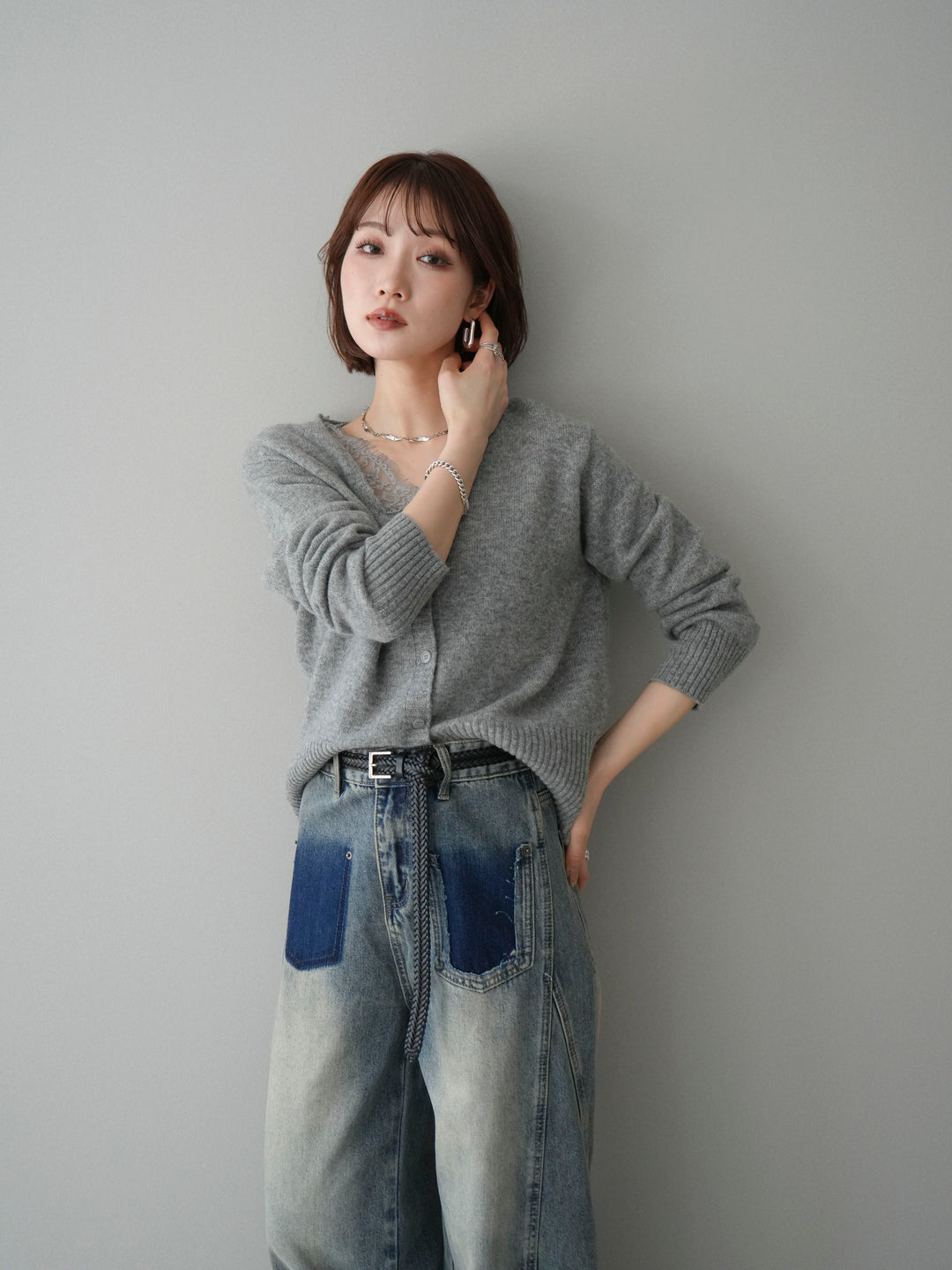[SET]レースネックニットカーディガン+染めデザインポケットデニムパンツ(2set)