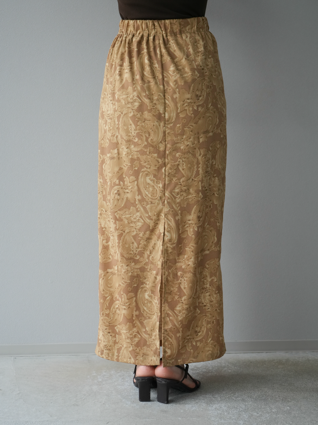 [SET]ペイズリープリントゴールドボタンブラウス+ペイズリープリントタックIラインスカート(2set)