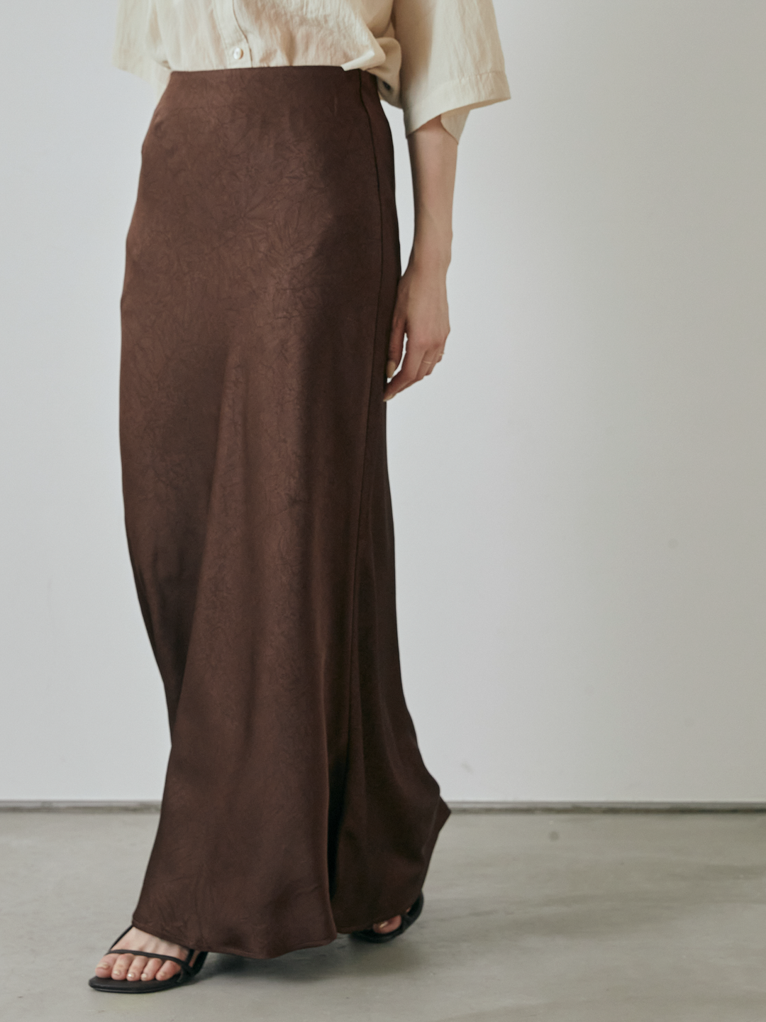 [予約]サテンワッシャーナロースカート/ブラウン