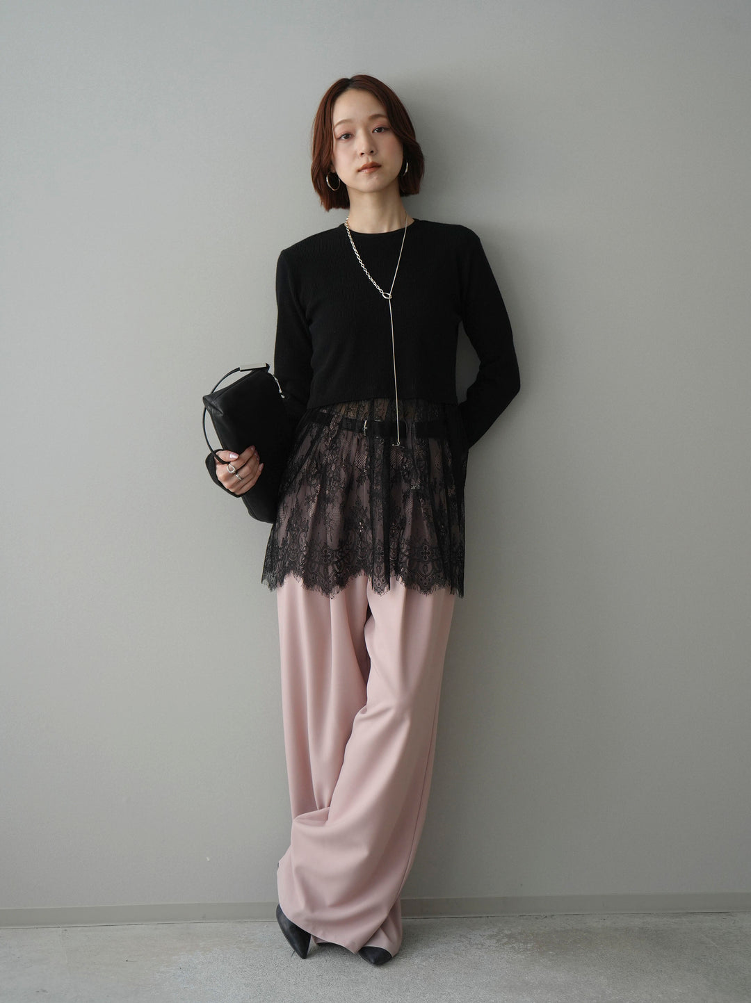 [SET]クルーネックレースドッキングリブニットトップス+ベルト付キーホルダーモチーフワイドパンツ(2set)