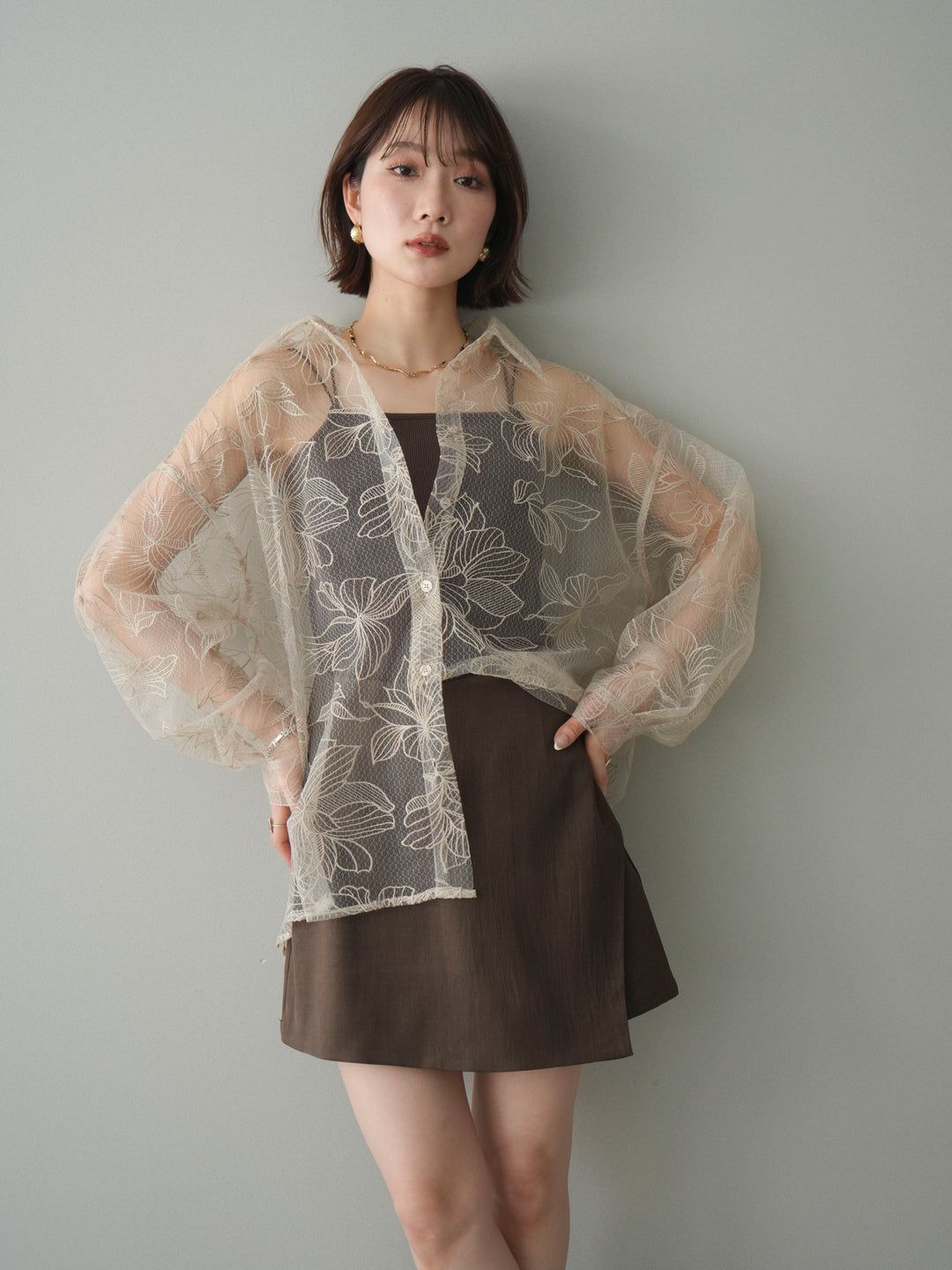 [予約]チュールフラワー刺繍オーバーシャツ/ecru