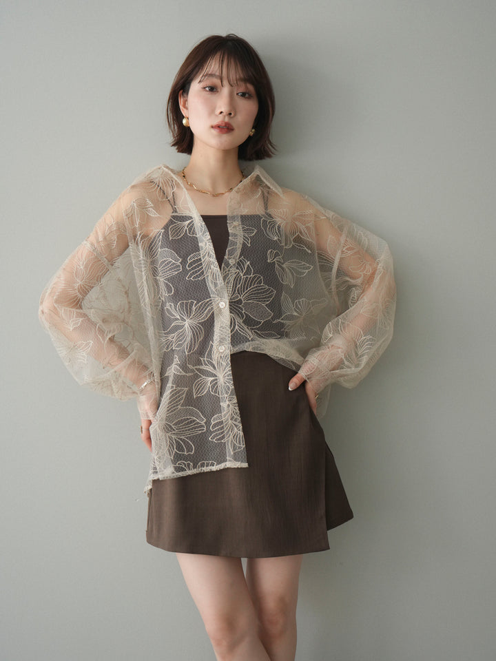 [予約]チュールフラワー刺繍オーバーシャツ/ecru
