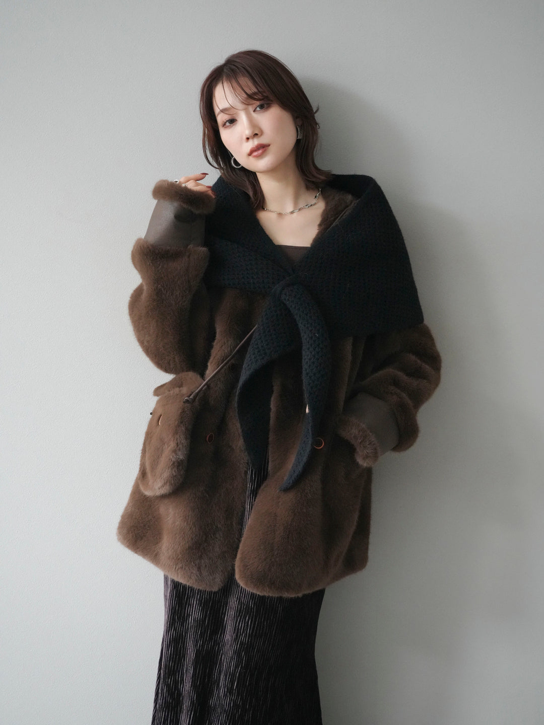 [SET]バッグ付エコファーノーカラーコート+選べるアクセセット(2set)