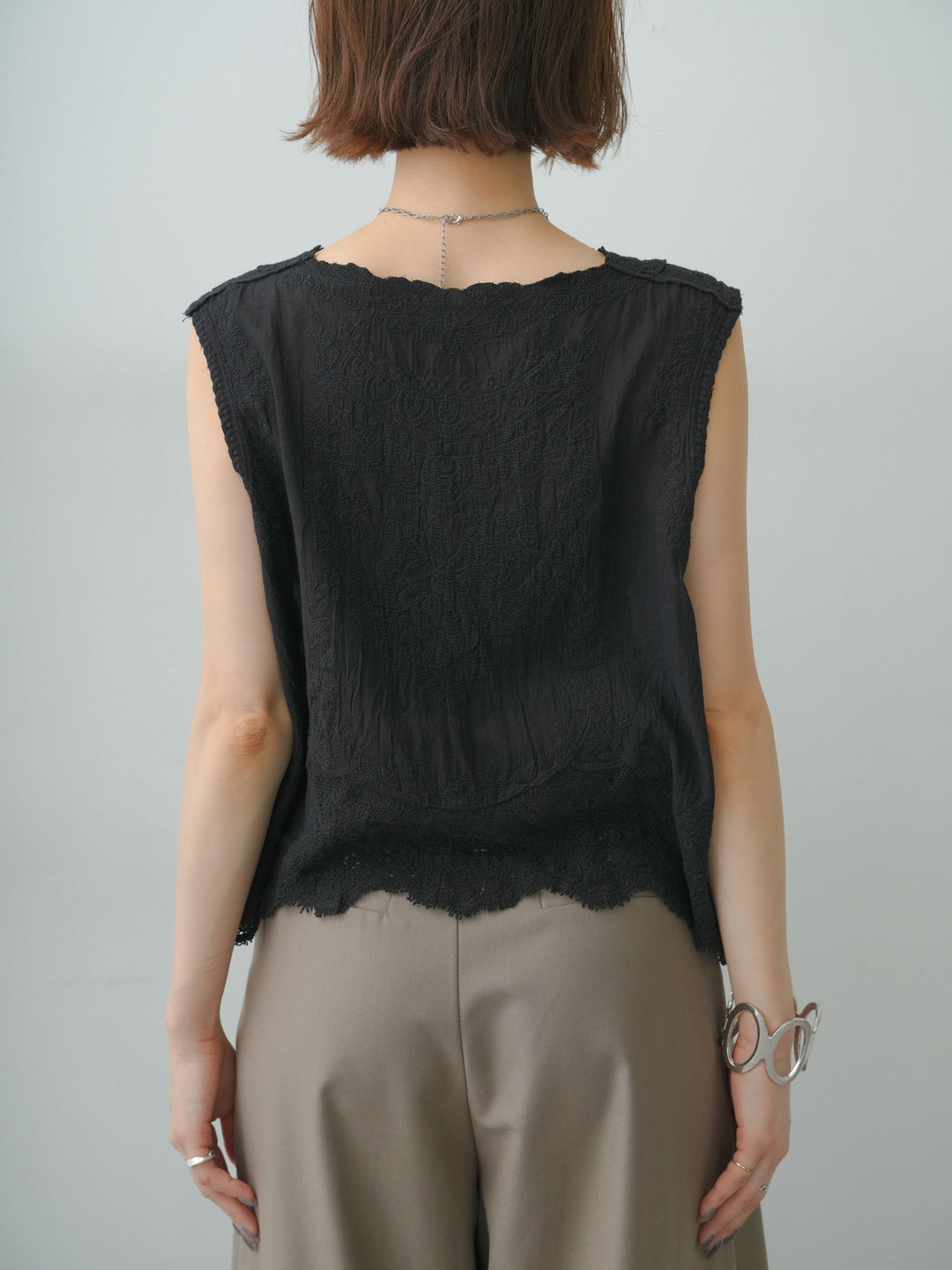 [予約]アンティークレースノースリトップス/black