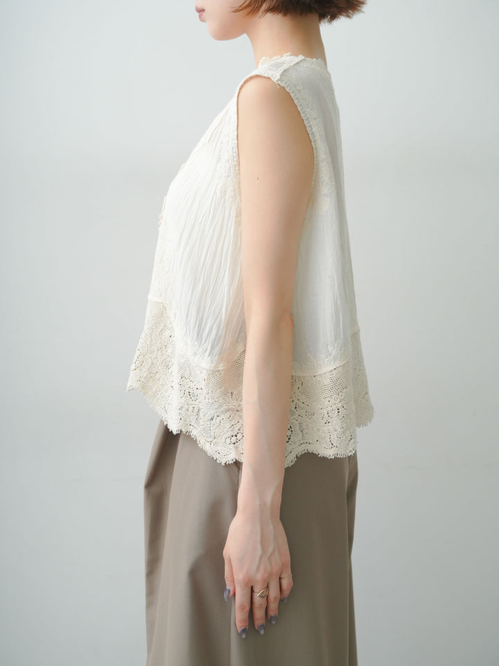 [予約]アンティークレースノースリトップス/beige