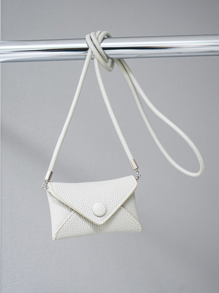 [SET] 同色系無袖針織套衫 + 可選飾品套裝（2 套）