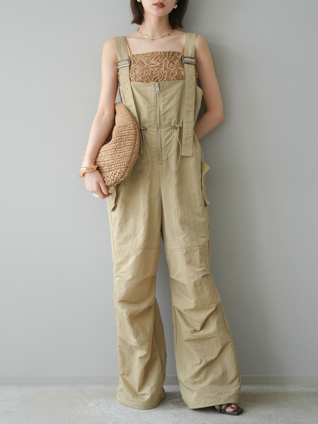 [予約]ナイロンタックデザインサロペット/ベージュ