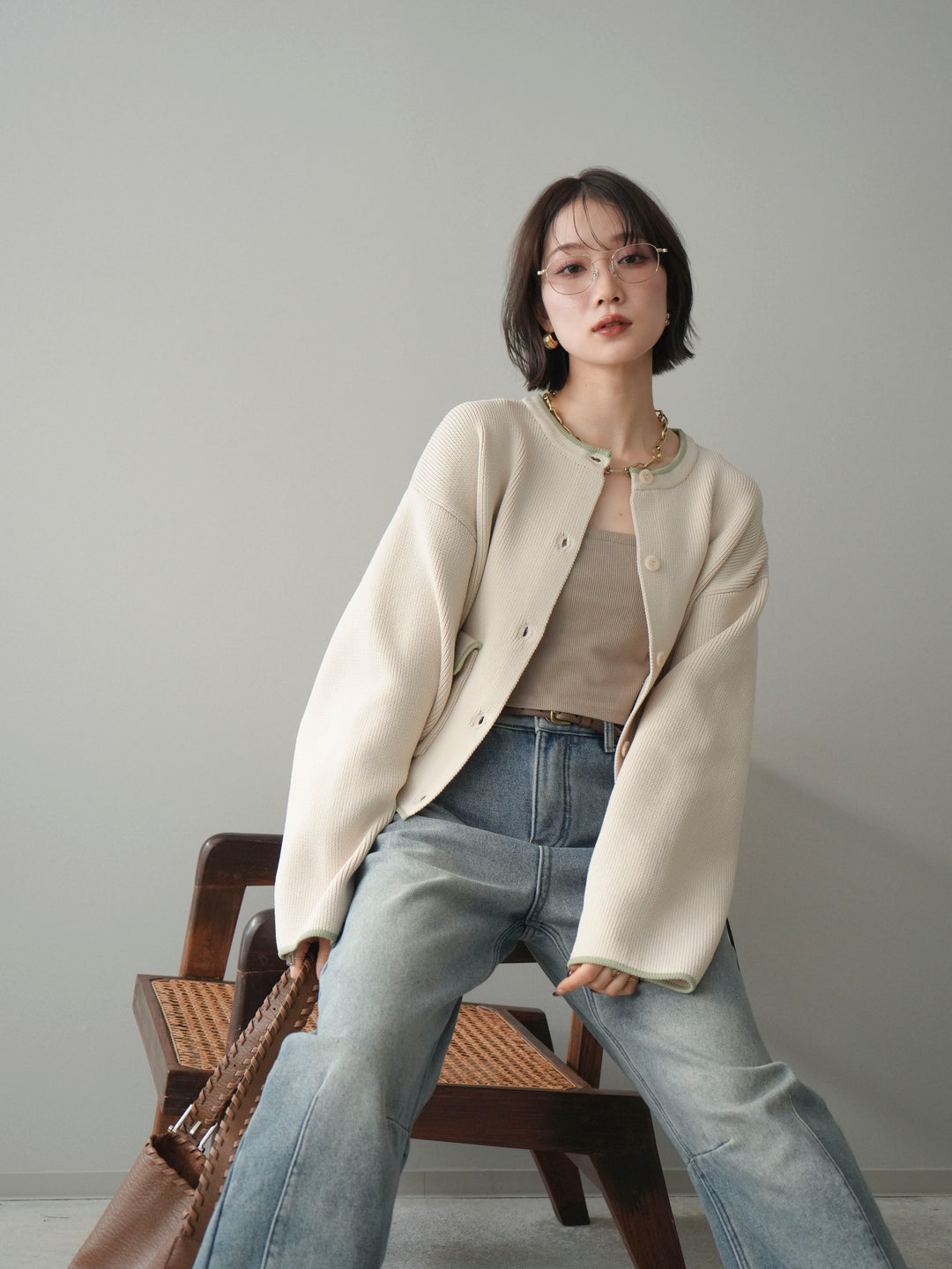 [SET]ポリエステル配色ニットカーディガン+裏起毛カットオフカーブデニムパンツ(2set)