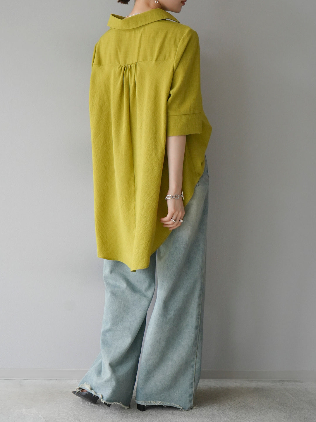 [Pre-order] Linen-touch half-sleeve skipper shirt/yellow green