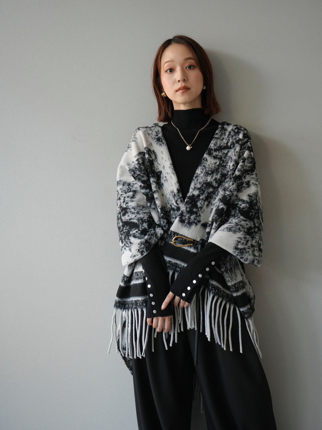 [予約]アブストラクト柄ストールポンチョ/グレー