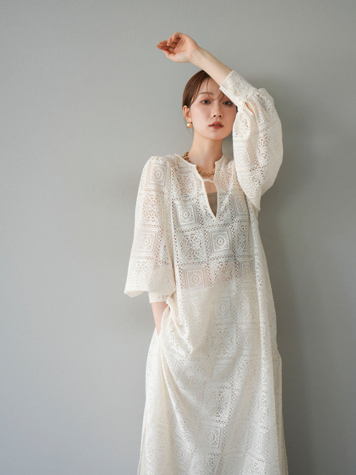 【套裝】塊蕾絲捲袖洋裝+塊蕾絲寬褲（2套）