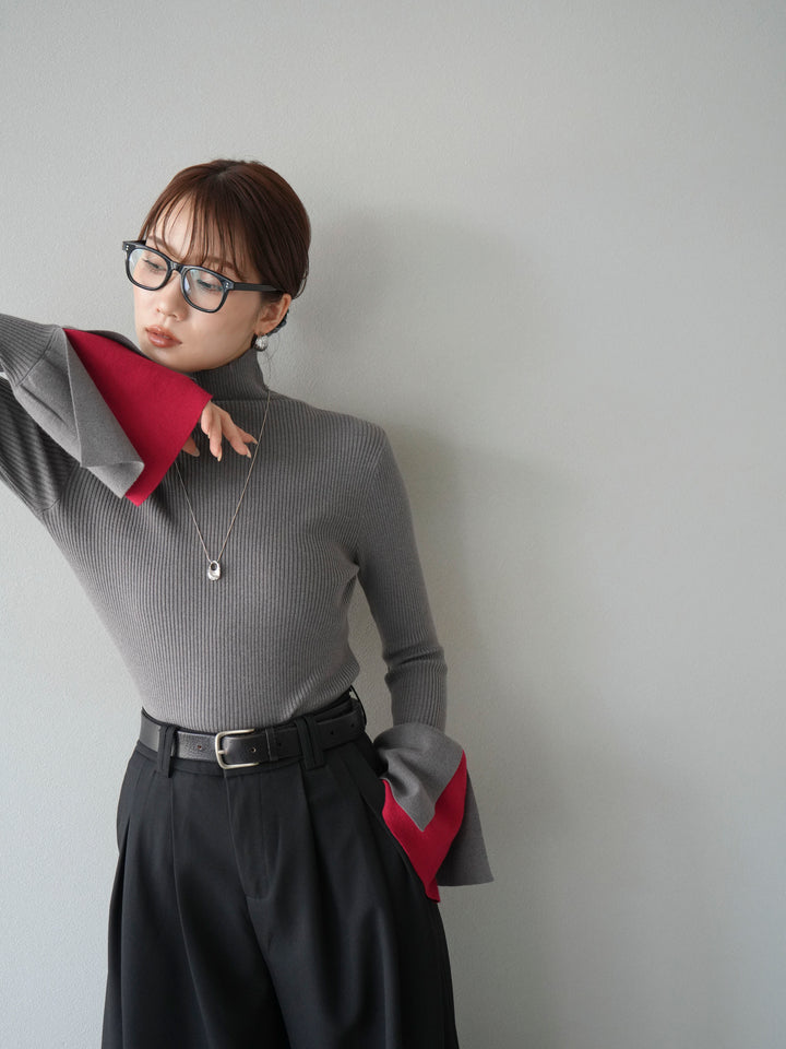 [SET] 疊層喇叭袖高領針織上衣 + 雙褶寬褲 (2 套)