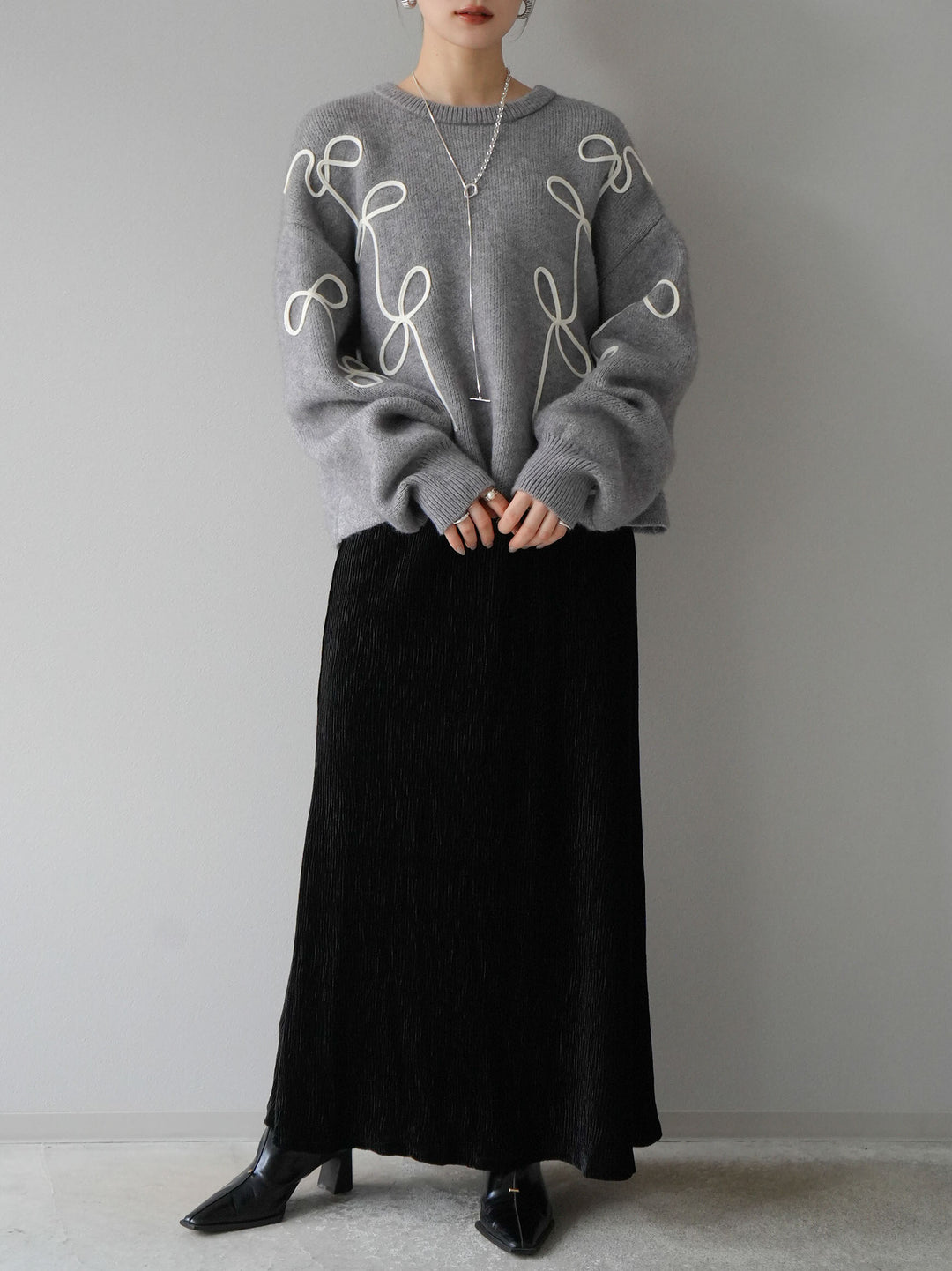 [予約]コード刺繍ルーズニットプルオーバー/グレー