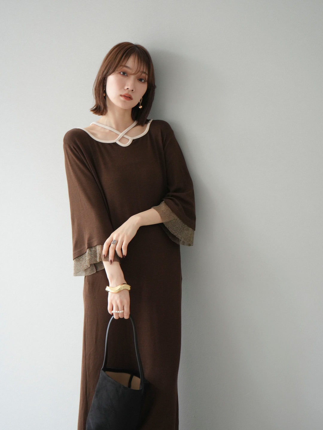 [予約]デザインネックラメシアー切替ニットワンピース/ブラウン