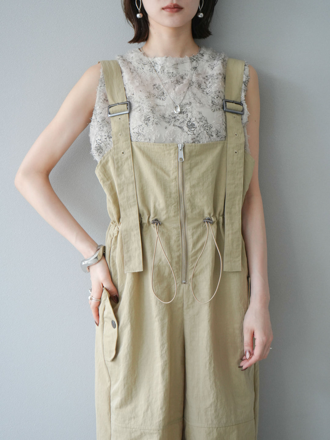 [予約]ナイロンタックデザインサロペット/ベージュ