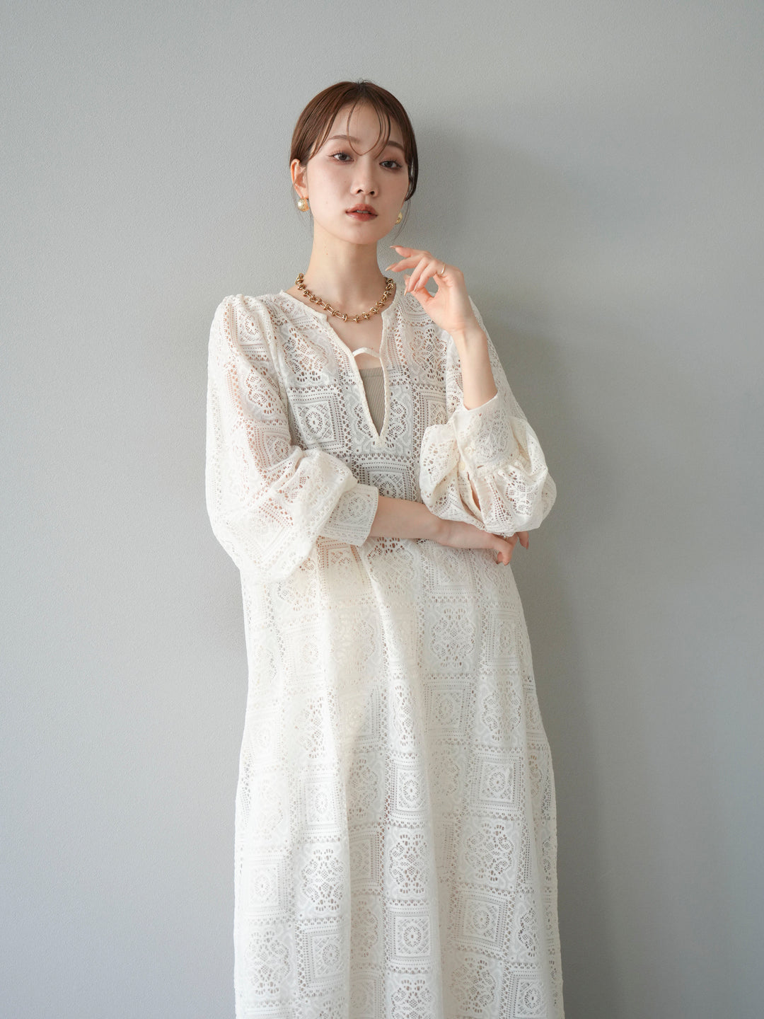 【套裝】塊蕾絲捲袖洋裝+塊蕾絲寬褲（2套）