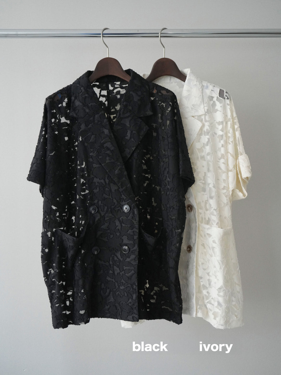 【套裝】花朵蕾絲短袖外套+垂褶收腰帶環長褲（兩件套）