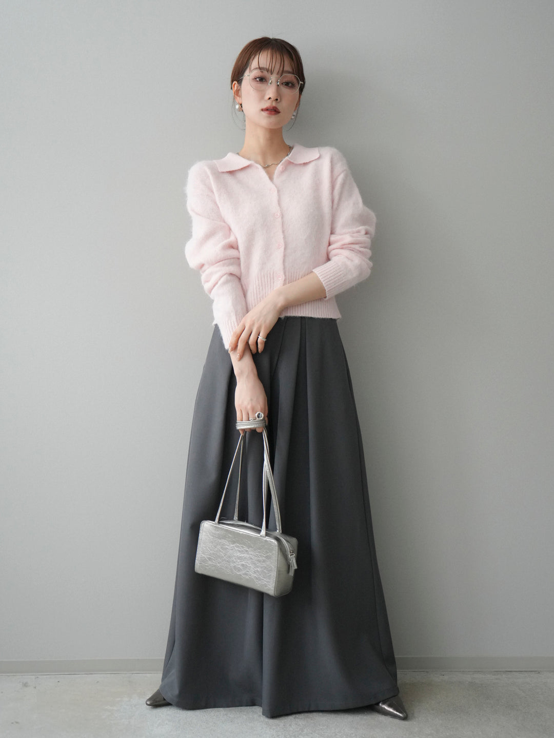 [SET]モヘア衿付きボタンプルオーバー+テープベルトタックバギーパンツ(2set)