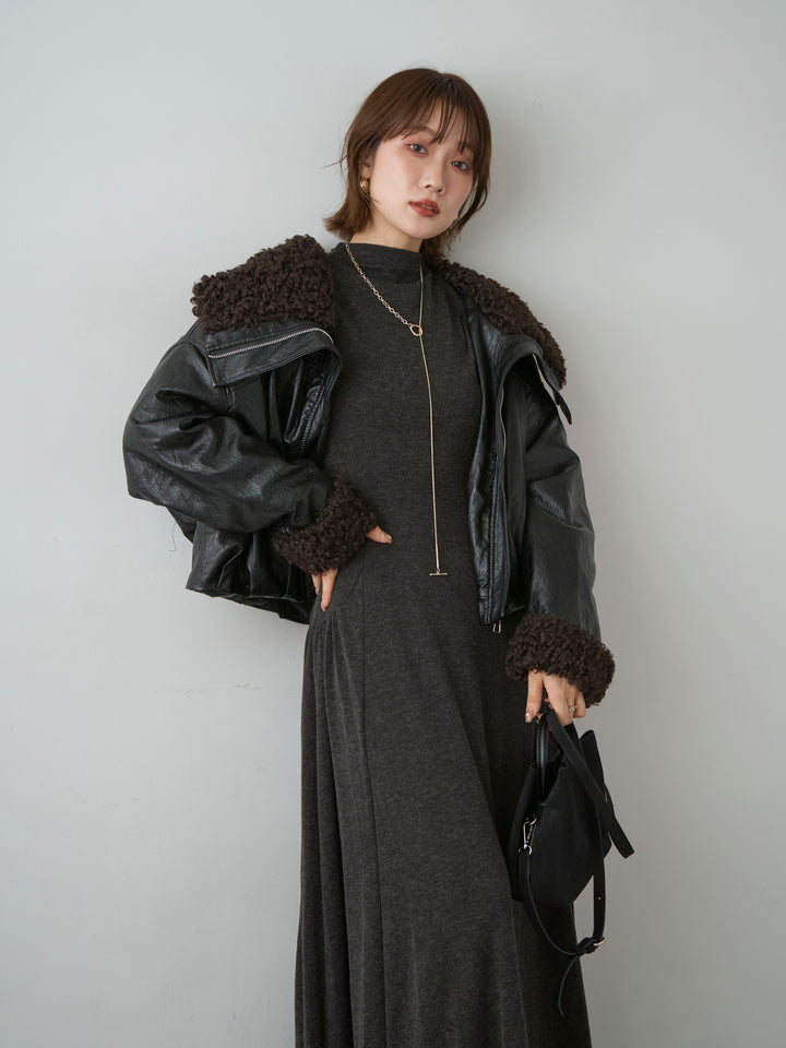 [SET]モックネックドレープニットソーワンピース+レザータッチショートファーライナーブルゾン(2set)