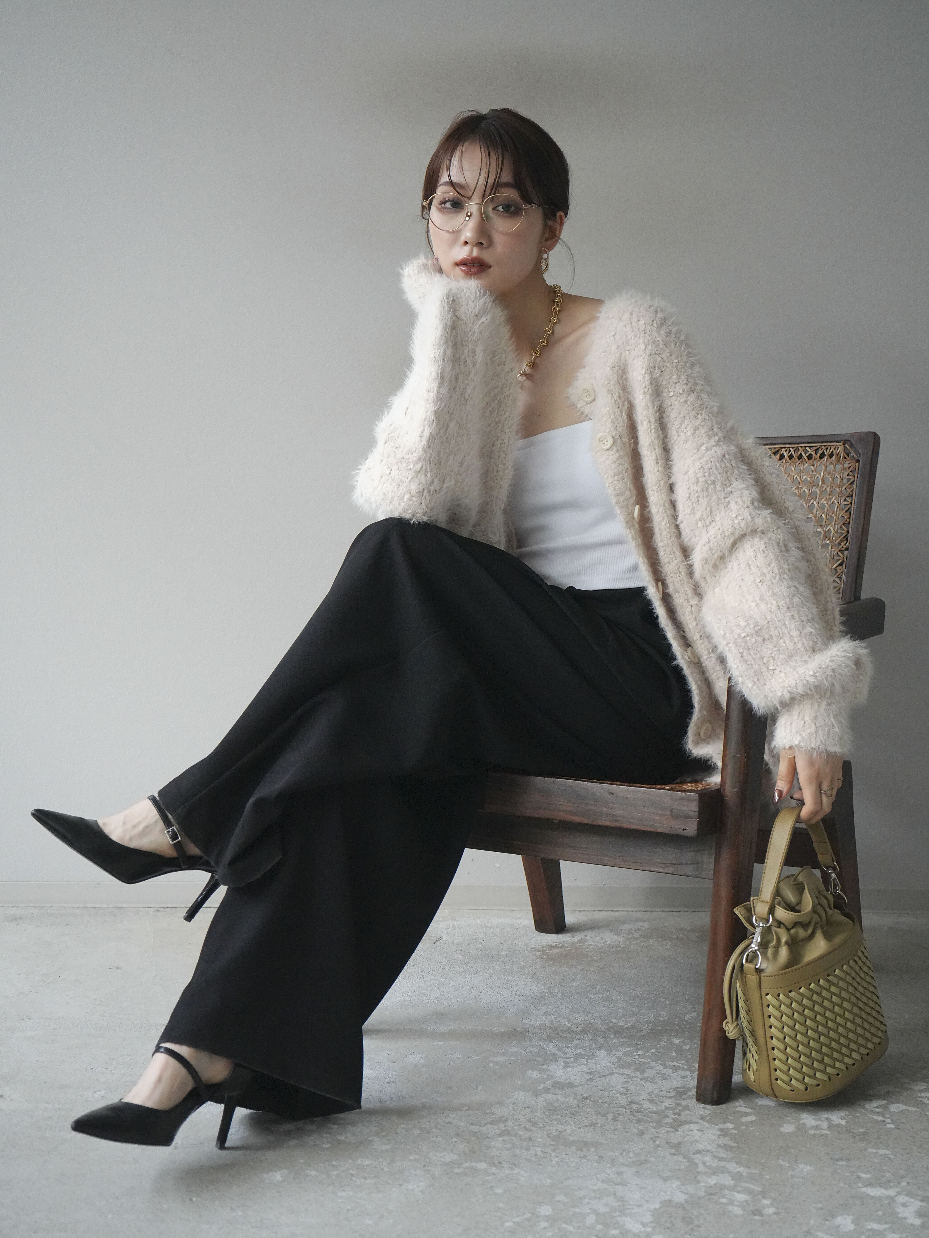 予約]クルーネックランダムシャギーカーディガン/エクリュ – Lumier