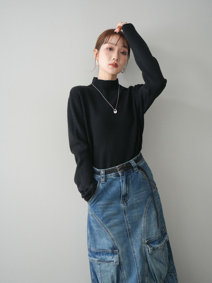 [予約]ボトルネック裾カールリブニットトップス/black