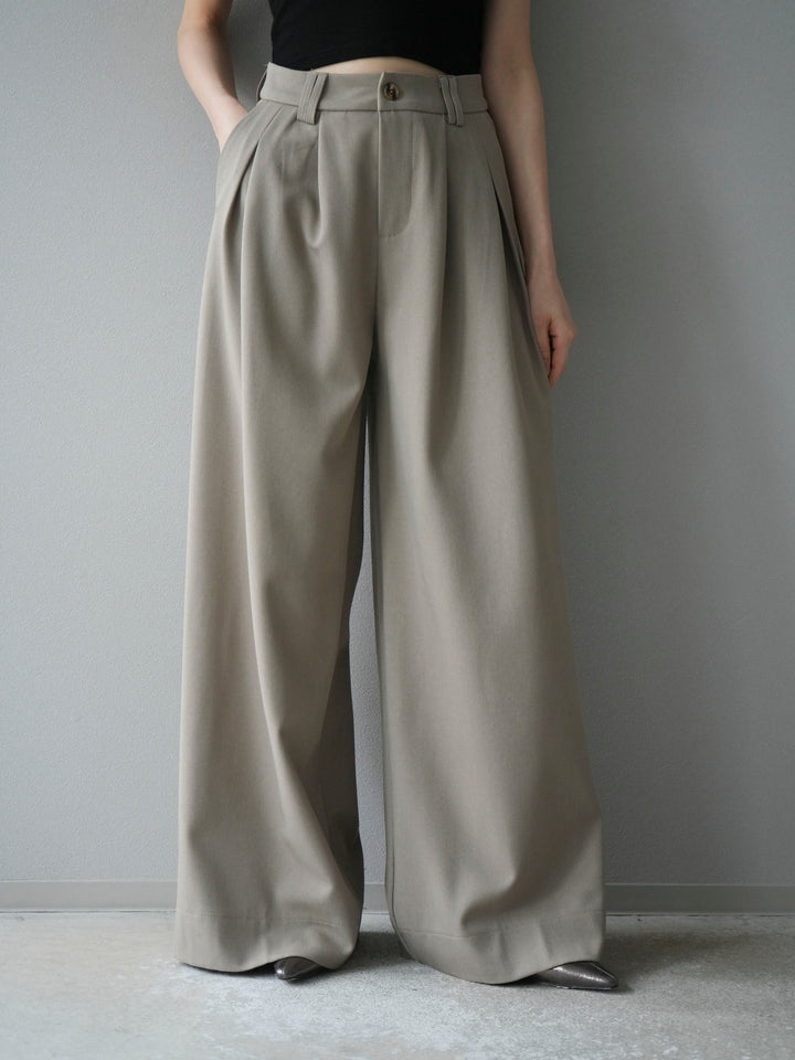 [予約]ダブルタックワイドパンツ/ベージュ