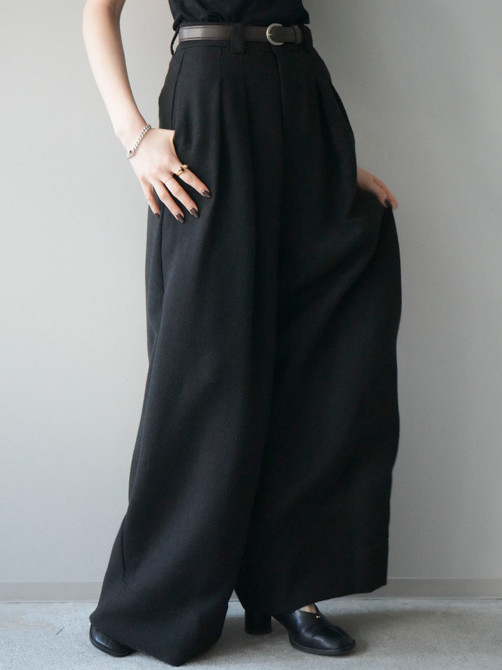 [予約]ウールタッチベルト付ワイドパンツ/black