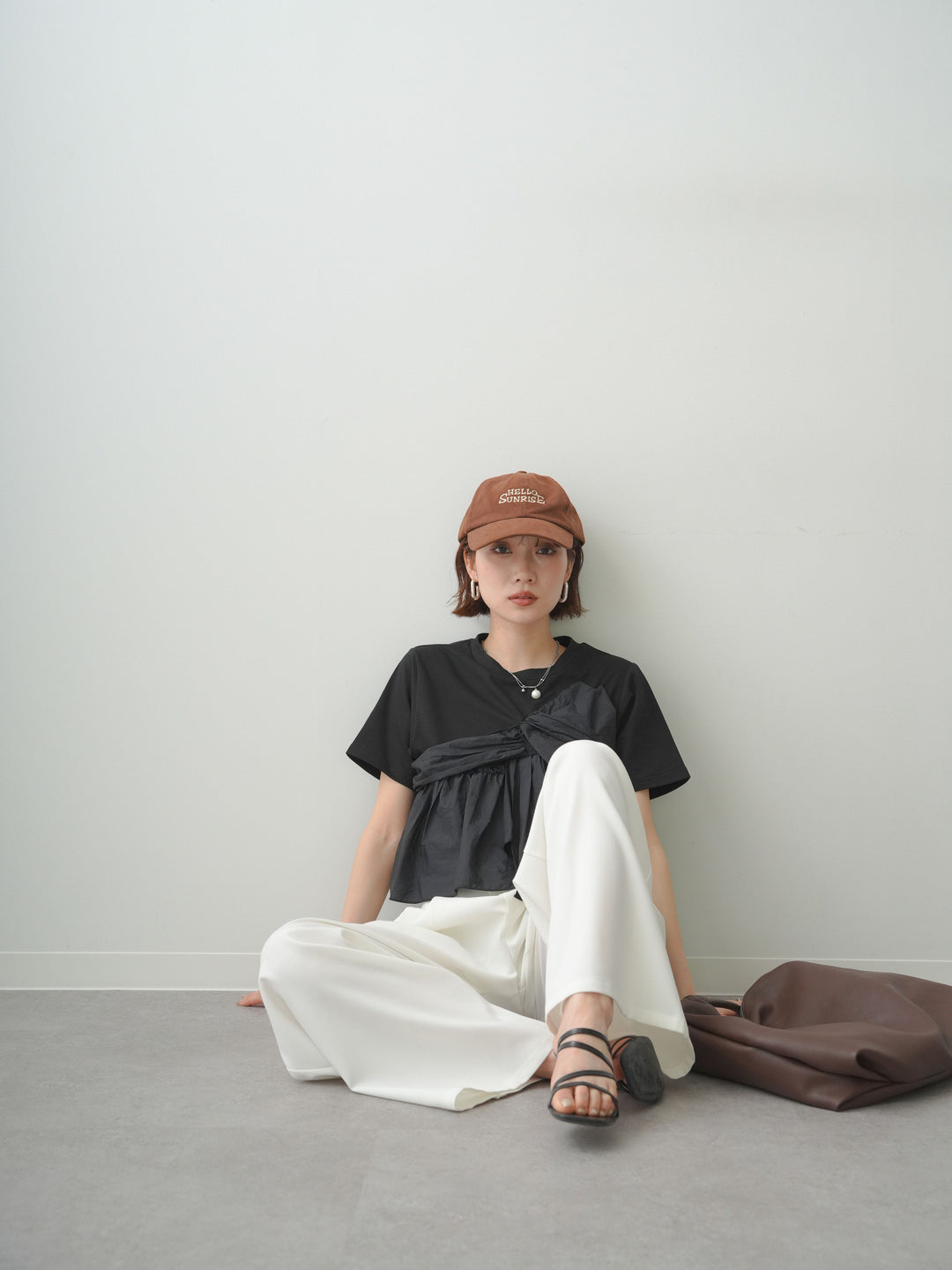 [SET]ナイロンドッキングツイストTEE +アシンメトリーベルトタックワイドパンツ(2set)