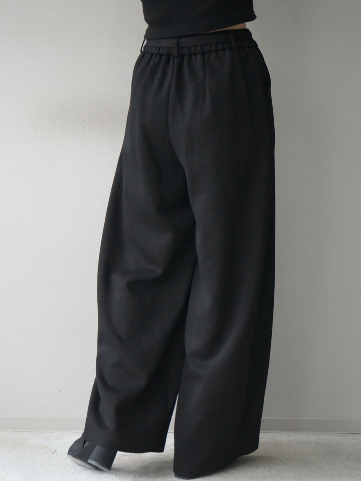 [予約]ベルト付スウェットワイドパンツ/black
