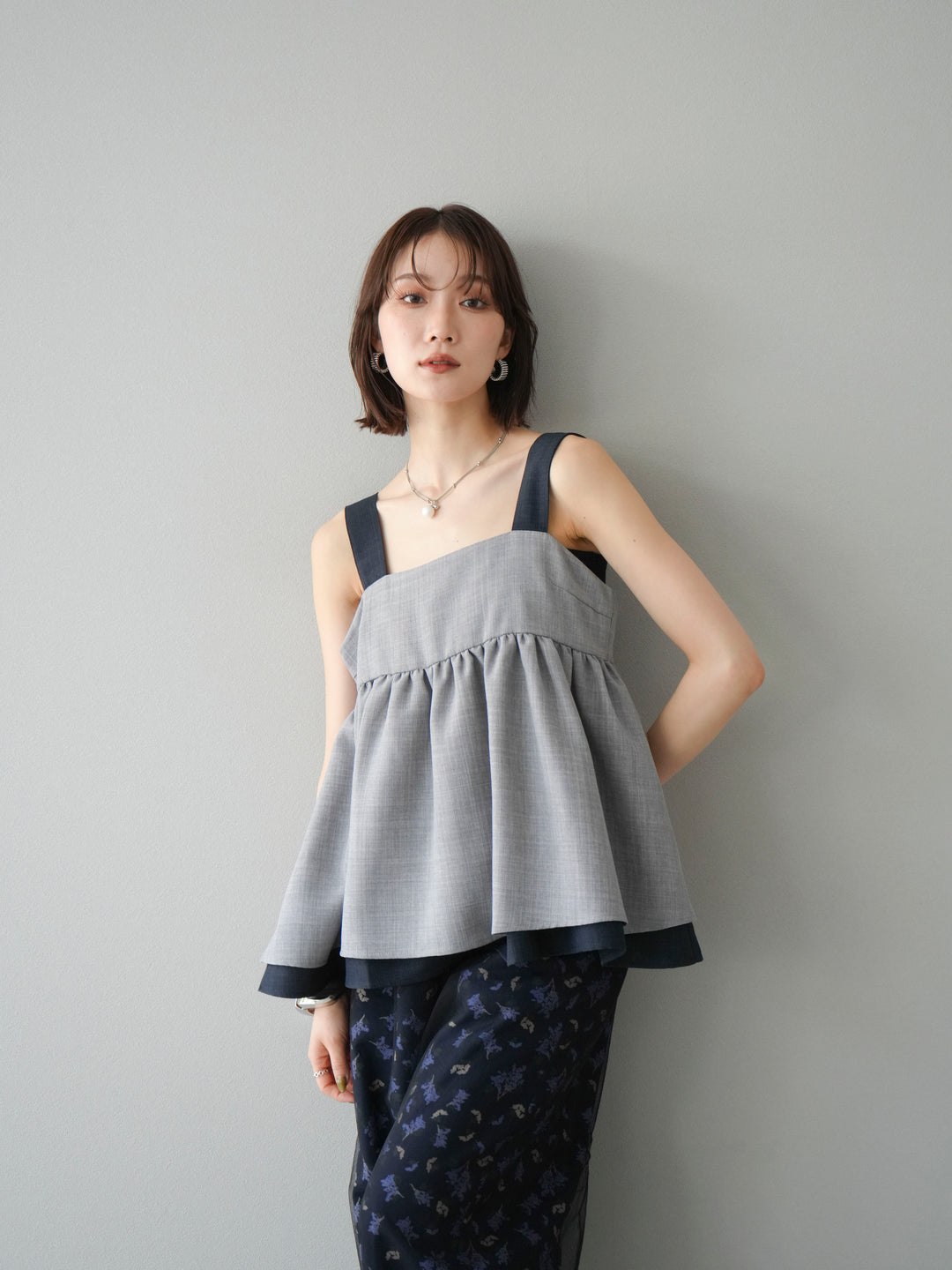 [SET]リネンライク配色フレアタンクトップ+コード刺繍チュールレイヤードパンツ+ブーケプリントタックパンツ(3set)