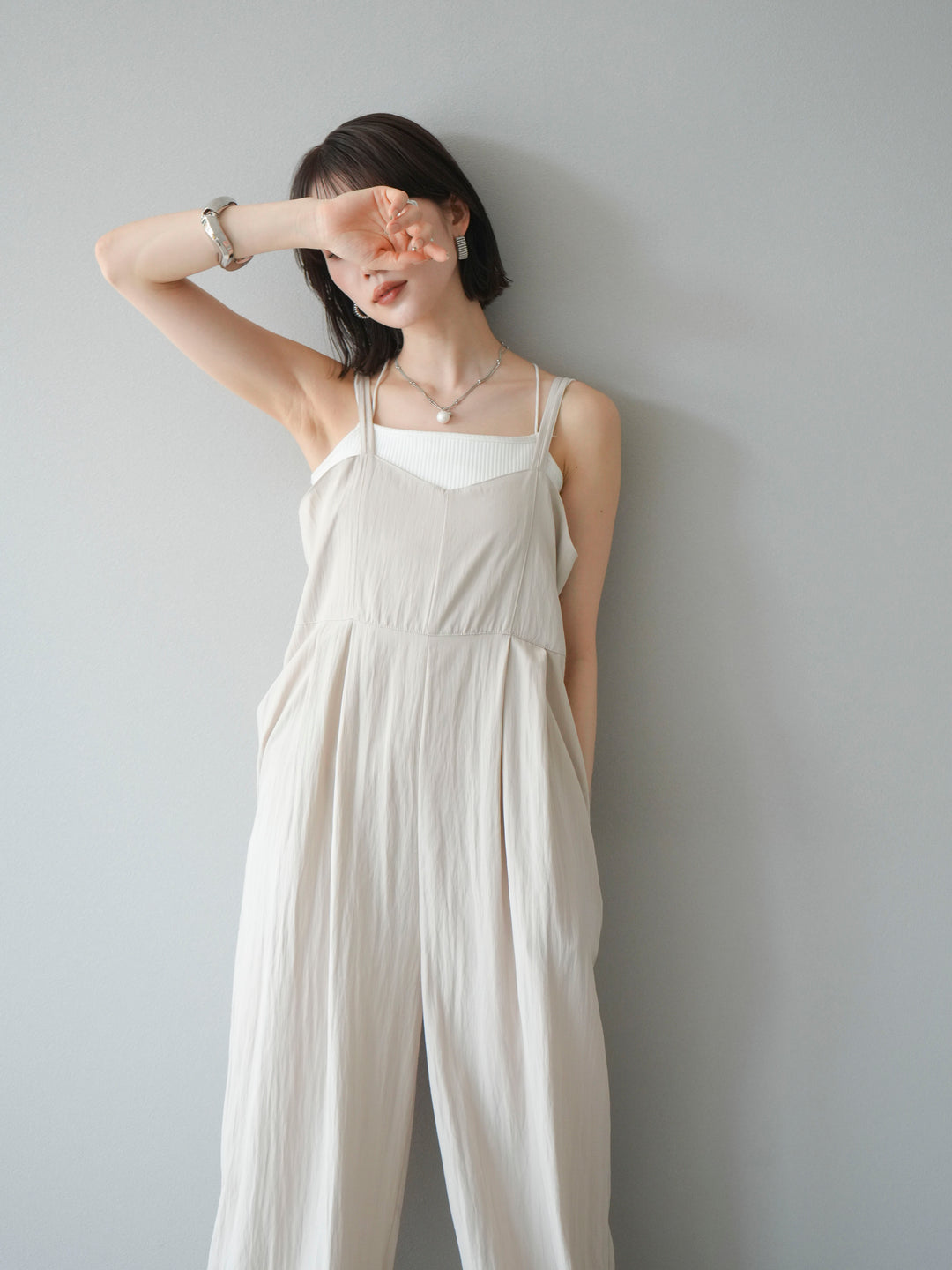 [SET]リネンライクビスチェデザインサロペット+ダブルストラップカットリブブラキャミソール(2set)