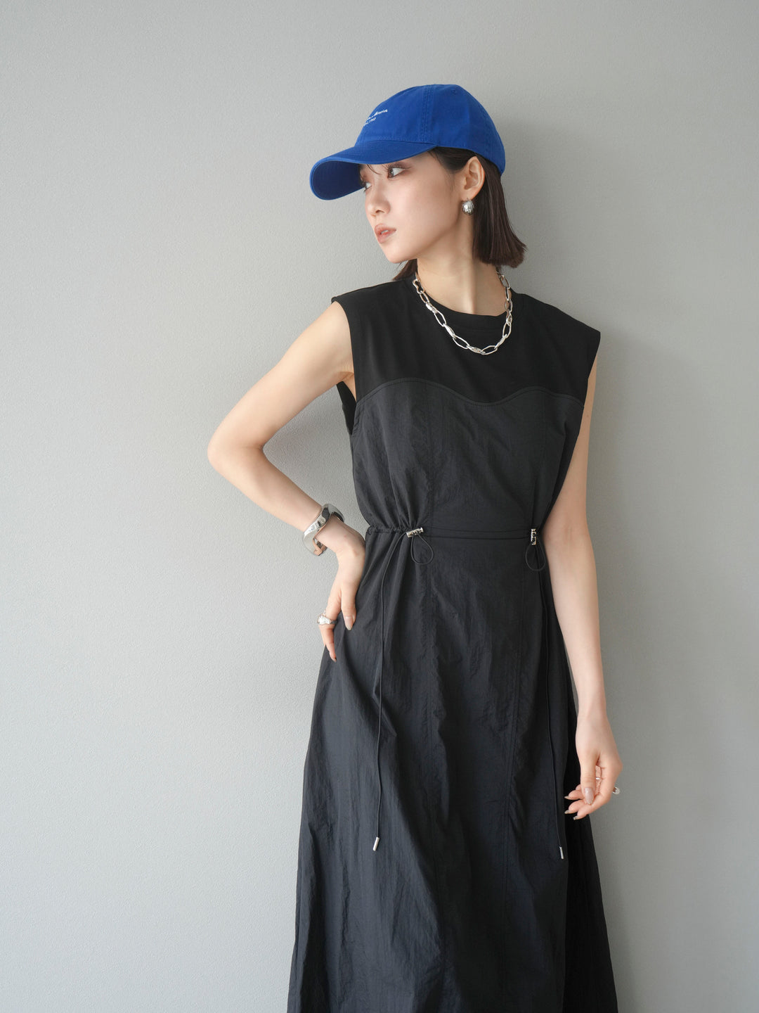 [予約]カットドッキングナイロンワンピース/ブラック